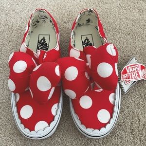 NWT Vans Disney x Authentic Gore